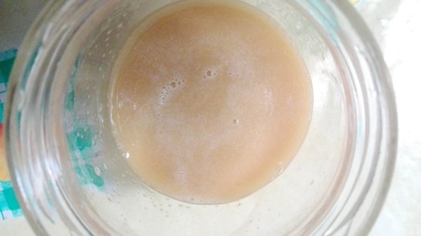 miele con schiuma.jpg